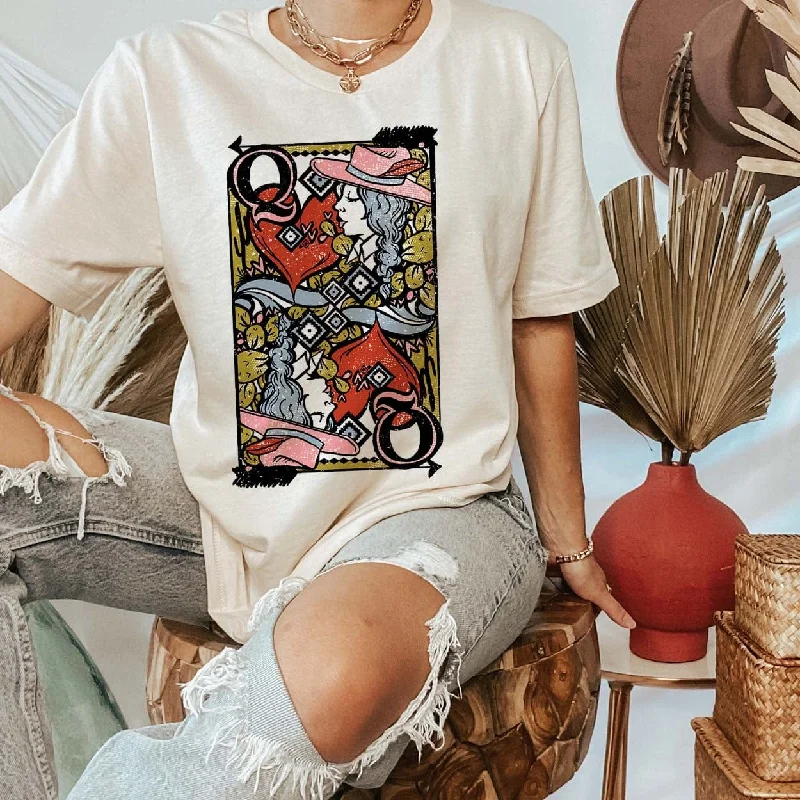 Online Exclusive | Queen of Hearts Short Sleeve Graphic Tee in Cream