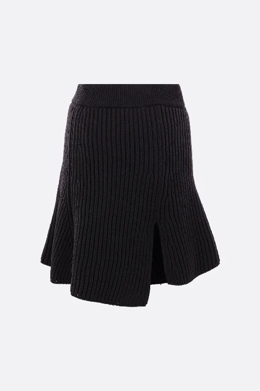 ribbed knit miniskirt