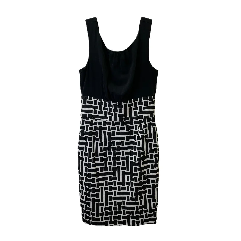 Black & White Dress Casual Midi By Trina Turk, Size: 6