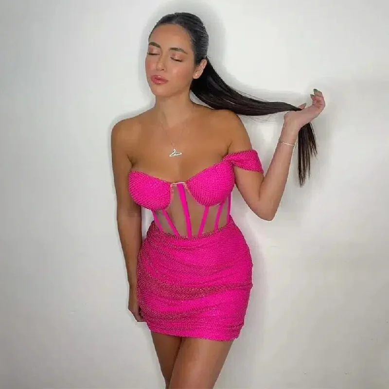 Sexy Cocktail Dress Hot Pink Off the Shoulder Sweetheart Luxury Cocktail Gowns for Women 2024 Sparkle Crystal Party Dresses Mini