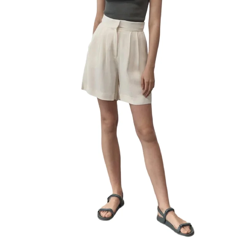 High Waist Pleated Shorts In Cool White